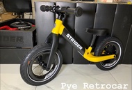 จักรยานขาไถ ยี่ห้อ Strider ST-R สีเหลือง  หายาก ล้อ 12 นิ้ว Brand USA ตัวTop สุด รุ่น limited Edition ของใหม่  เหมาะสำหรับเด็ก อายุ 2-9 ปี สีเหลืองจำหน่ายเฉพาะในญี่ปุ่น และจีน  ตัวถัง แฮนด์ ล้อ หลักอาน ทำจากวัสดุคาร์บอนไฟเบอร์ เบากว่าตัวถังอลูมิเนี่ยนเยอะ