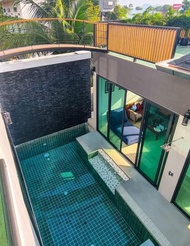 V257 Spacious 5BR Villa Waterfall Pool Movie Room