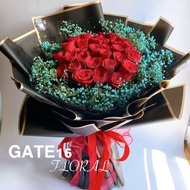 💐預訂鮮花花束 💍求婚花束 🎂生日花束 🎓畢業花束❤️ 30枝玫瑰花束   🌹花材：30枝紅玫瑰+配花，早鳥價$768 📐花束高度約50cm 🛍花束專用袋+$15 💡LED燈+$15 📝心意卡+$8 