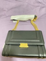 全新ELLE 腋下包