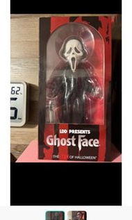 mezco ghost face