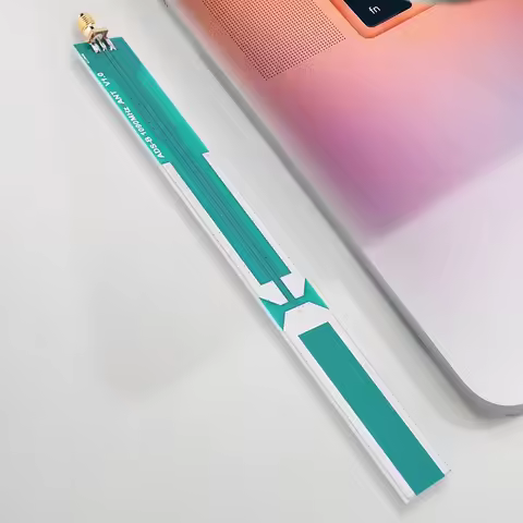 ADS-B 1090MHZ Standard Head Aerial 2.5-5.5V 2.0dBi Receiving Aerial SMA Receiving Antenna for Self-M