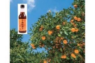 【紀州早和果樹園柚子蜜柑酢】【內含40%醇洧紀州蜜柑汁】1支 360ml賞味期限26.7.30這款柚子醋以蜜柑汁為基底，混合了柚子、大橙和黃金柑等四種柑橘類水果。它酸度適中，含有40%的純果汁，即使是