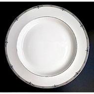 Wedgwood 🇬🇧 34cm Made in England Amherst Bone China Vintage Large Round Plate