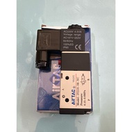 Pneumatic solenoid valve 3V210-08NC AC 220V,DC24V