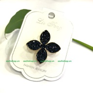 4-leaf clover brooch