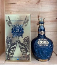 ROYAL SALUTE 21 Years Old The Sapphire Flagon Blended Whisky  700ml 皇家禮炮 21年 700毫升（舊版）