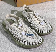 Keen Uneek 戶外溯溪編織涼鞋 米白 男女通用021