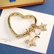 💥現貨💥 閃耀滿鑽LV愛心造型星星吊飾鑰匙圈包掛兩用配飾 | LOUIS VUITTON Heart Shape Rhinestone Star Pendant Keychain Bag Charm|