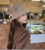 Vivienne Westwood 羊毛漁夫帽