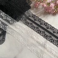 Poly mesh lace, many patterns, size 2.5cm to 3.5cm (5 meter cord)