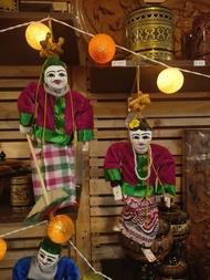 Myanmar puppet marionnettes