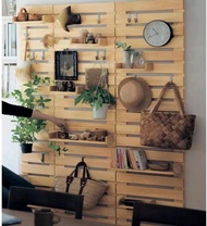 日式實木牆面收納洞洞板-玄關牆上置物架廚房展示架書架自由組合 (U1733)