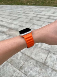 1入組橘色矽膠手錶表帶，適用於 Apple Watch 系列 42mm 38mm 40mm 41mm 44mm 45mm 49mm 智能手錶，可替代原裝表帶，適用於 Series Ultra2 Ultra SE2 SE 9 8 7 6 5 4 3 2 1 女性
