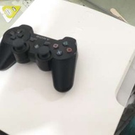 PS3主機附多款遊戲，一手把