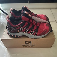 100%全新 Salomon Gore-tex 紅色行山鞋