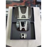 Honda Civic FE black Sensing Emblem
