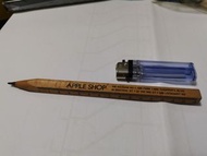 中古80年代Apple Shop蘋果牌牛仔褲木制原子筆(已不能書寫)