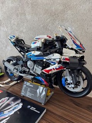 LEGO Technic BMW M 1000 RR 摩托車 42130