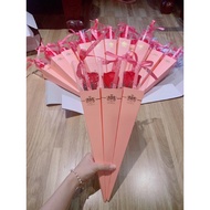 Maxcak box of wax flowers with 1 meaningful gift