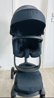 Stokke xplory V6 嬰兒車