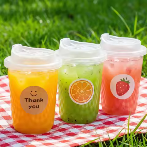 20pcs Disposable Plastic Coffee Cups with Lids, Warm Sticker Design for Coffee/Milk Tea, 12cm/4.72in