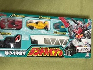 Takara  勇者傳說 dx 威霸地龍 勇者 合體