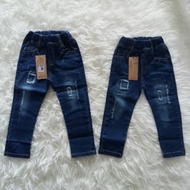 Ripped JEANS (hole patch)