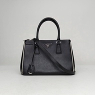 PRADA Galleria殺手包中號黑色牛皮銀扣肩背包