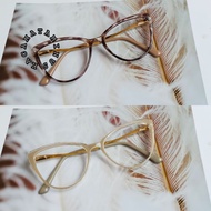 Photochromic minus Glasses | F 7820