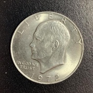 (美國錢幣) 絕版1972年發行 無鑄記 美國錢幣 美金1元 Coin 直徑3.7公分 俗稱的Silver Dollar