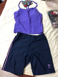Speedo 泳衣