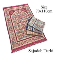 Premium Knitted Turkish Prayer Rug, Hajj and Umrah Recitation Souvenir, Screen Printed - Latest Prem