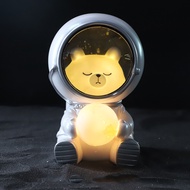 W1153 Resin Planet Night Light Home Decorations Style: Bear Astronaut