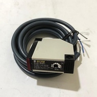 Photo Electric Switch Omron E3JK-R4M1 E3JK R4M1 E3JKR4M1