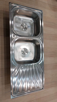 HOME CHOICE ซิงค์ 2 หลุม 1 ที่พัก ขนานหลุมลึก 15 ซ.ม. แถมชุดท่อน้ำทิ้ง