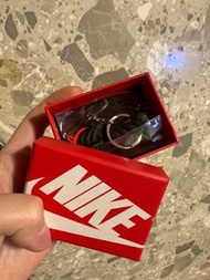 Nike微型鞋盒含吊飾