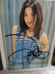 王菲，王靖雯 親筆簽名燙金yes卡一張