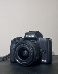 Canon EOS M50 + EF-M 15-45mm Kit Lens