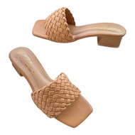 รองเท้าผู้หญิง แฟชั่น ไซส์ใหญ่ 41 - 45 Bigsize ลายเปีย แบบสวม ส้นสูง 1 นิ้ว ทรงกำลังฮิต มาแรงคะ