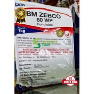 Fungisida Bm zebco 80 wp  1 kg . menyediakan PRODUK FUNGISIDA BM ZEBCO 80WP Untuk mengendalikan Penyakit Antraknosa (Patek) Pada tanaman Cabai Tomat Ketang Wortel Kangkung Bawang Merah Bawang Putih dan Wortel Dll.