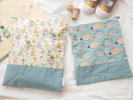 幼稚園幼兒園兩件組 室內鞋袋 衣物袋 拉鍊袋 萬用袋 恐龍 刺蝟