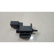 037906283C VACUUM SOLENOID VALVE PURGE CANISTER VALVE VW BEETLE EOS GOLF JETTA PASSAT CC TIGUAN TOUA