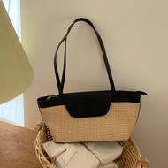 Vintage beach woven bag