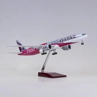 *𝙁𝙍𝙀𝙀 𝙆𝙀𝙔𝘾𝙃𝘼𝙄𝙉*47cm 1:157 2022 Qatar Airways B777 Airliner with Light and Wheel Replica Collectible 