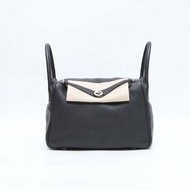HERMES Lindy3089黑色TC皮X刻銀扣肩背包