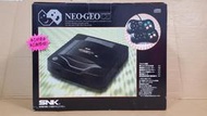 自有小寶物，NEO GEO SNK CD主機 掀蓋式CD機 可開機無法讀取 可改免光碟遊玩 盒書完整品 日版日規機中古品