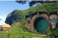 Hobbiton and Waitomo Caves Small Group Tour