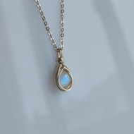 月光石吊墜 六月生辰石藍色月光石吊墜手工純銀項鍊 極簡鎖骨鏈