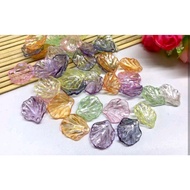 1 pound of shiny beads